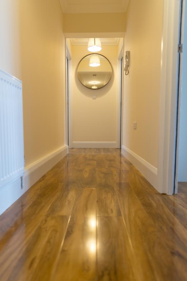 Ashford  London Heathrow Serviced Apartments מראה חיצוני תמונה